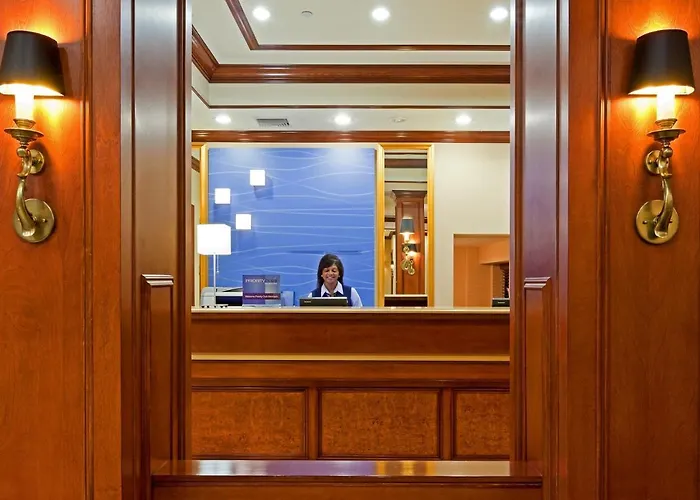 Rockville Centre Hotel - Jfk Airport