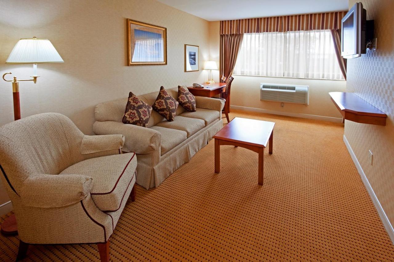 Rockville Centre - Jfk Airport 3*